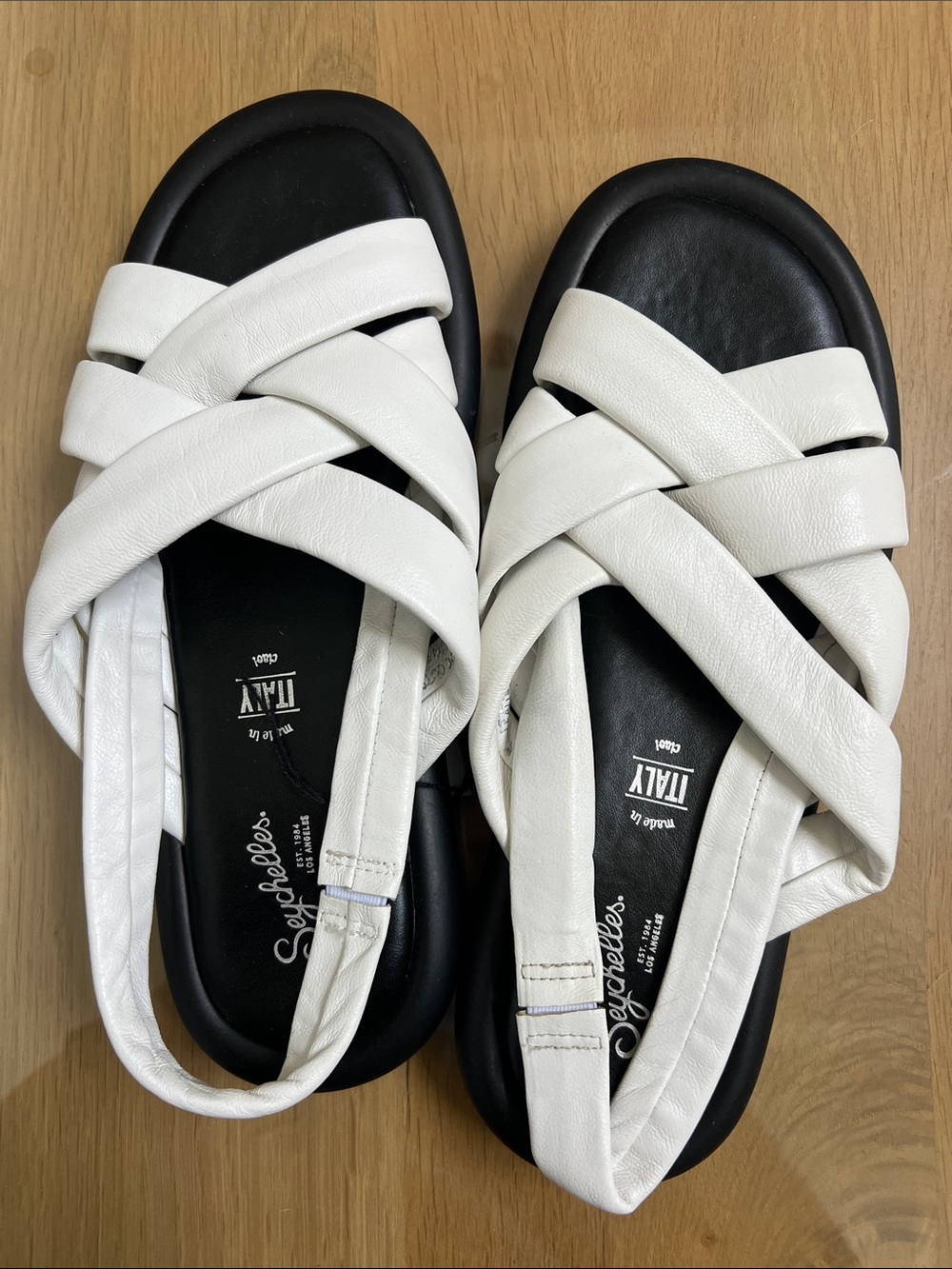 Seychelles White Leather Crisscross Slingback Sandals